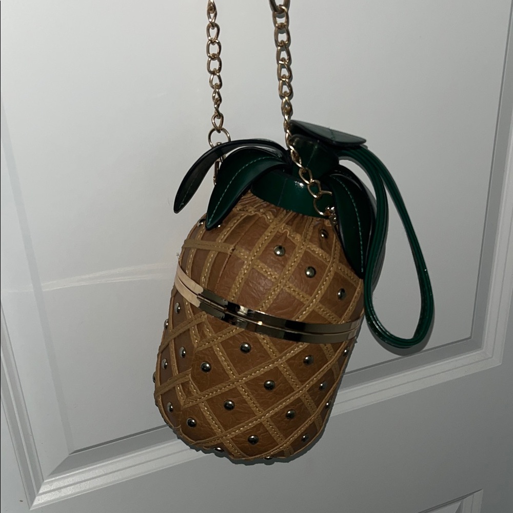 Novelty Pineapple Crossbody Bag in Brown and Green